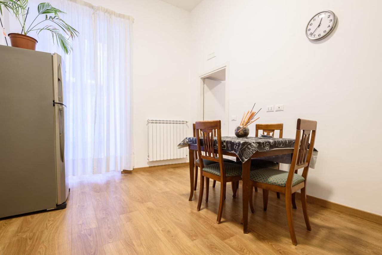 Vico Cappuccinelle 18 Appartement